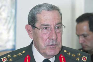 Αποπέμφθηκε ο εισαγγελέας που είχε ασκήσει δίωξη κατά του στρατηγού Μπουγιούκανιτ