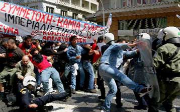 Πεδίο μάχης το κέντρο της Αθήνας κατά τις συναντήσεις της Κ.Ράις