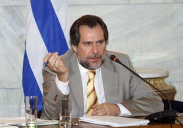 Επικριτικό το ΠΑΣΟΚ για τις δηλώσεις Ράις με αιχμή την αναφορά σε «βόρεια Κύπρο»