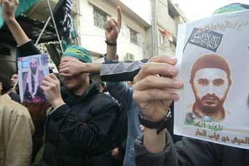 Ακαμπτοι στον πόλεμο με τη Δύση οι μουσουλμάνοι μαχητές, προειδοποιεί ο Αλ-Ζαρκάουι