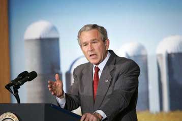 Υποχώρησε το αργό πετρέλαιο έπειτα από παρέμβαση Μπους