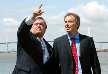 Νέος πονοκέφαλος για τον Τόνι Μπλερ το ροζ σκάνδαλο του αντιπροέδρου της κυβέρνησης