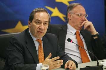 Ανησυχία στο οικονομικό επιτελείο για το ράλι τιμών του πετρελαίου