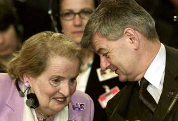 «Μιλήστε με το Ιράν, κ. Μπους» ζητούν έξι πρώην ΥΠΕΞ με ανοικτή επιστολή τους