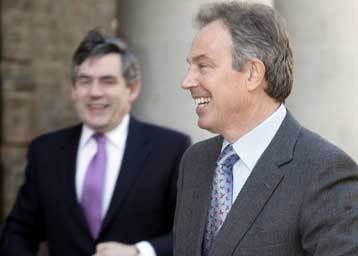 Δηλώσεις στήριξης του Βρετανού πρωθυπουργού μετά τις «μαύρες μέρες» της κυβέρνησής του