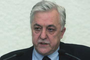 Προσωπικές οι απόψεις του Αλ.Παπαδόπουλου για το ασφαλιστικό, λέει το ΠΑΣΟΚ