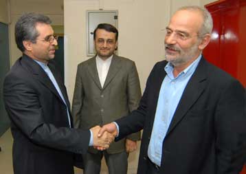 Να μην συνδράμει η Ελλάδα σε ενδεχόμενη επιχείρηση κατά του Ιράν ζητά η Τεχεράνη