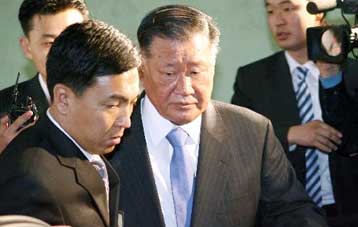 Συνελήφθη ο πρόεδρος της Hyundai, κατηγορούμενος για χρηματισμό πολιτικών