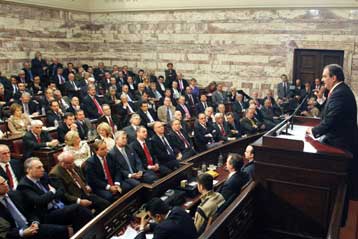 Διπλασιασμό των βουλευτών Επικρατείας θα προτείνει ο Κώστας Καραμανλής