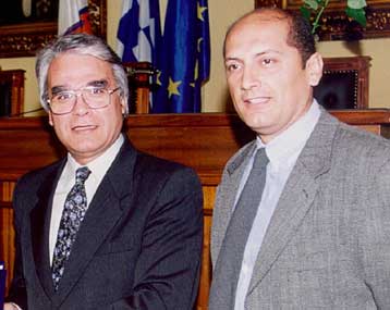 Νέα «αγκάθια» για τη Νέα Δημοκρατία σε Πειραιά και Πιερία εν όψει δημοτικών εκλογών