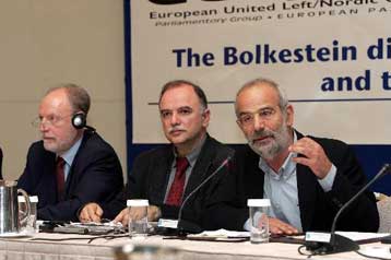 Επίθεση κατά κυβέρνησης και ΚΚΕ από τον Αλ.Αλαβάνο στο 4ο Ευρωπαϊκό Κοινωνικό Φόρουμ