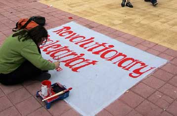 Φωνή κατά ενός πολέμου στο Ιράν υψώνει το Κοινωνικό Φόρουμ από την Αθήνα