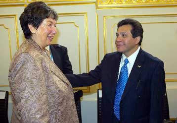 Συμφωνία για ενδυνάμωση της συνεργασίας των αστυνομικών υπηρεσιών ΗΠΑ και ΕΕ