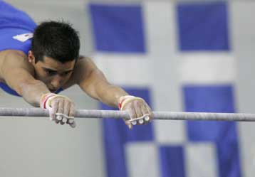 «Χτυπάει» μετάλλιο ο Μάρας, που προκρίθηκε ως πρώτος στον τελικό του μονόζυγου