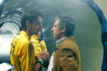 «Οδύσσεια» το ταξίδι στο Ηράκλειο-Σφίγγει τα… δόντια ο Λυμπερόπουλος