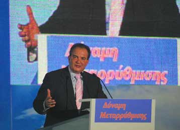 Μετωπική η σύγκρουση με τη διαφθορά, λέει ο Κ.Καραμανλής