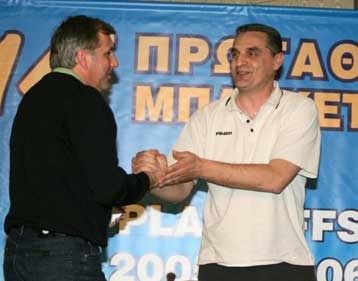 Ομπράντoβιτς και Καζλάουσκας δεν συνομίλησαν, αλλά συμφώνησαν για τα πλέι οφ