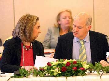 Τροπολογία για την ανεργία στις προβληματικές περιοχές καταθέτει στη Βουλή το ΠΑΣΟΚ