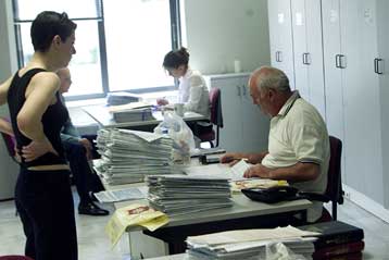 Με διπλάσιο φόρο απειλούνται όσοι υπέβαλαν ανακριβή ή εκπρόθεσμη δήλωση εισοδήματος