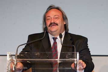 Ομιλία Ζαχόπουλου για τα αναστηλωτικά έργα σε μνημεία της Ελλάδας