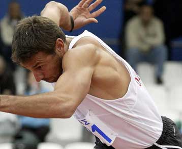 Πανελλήνιο ρεκόρ στα 400μ. εμπόδια ο Ιακωβάκης