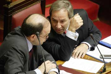 Έναρξη του διαλόγου για το Ασφαλιστικό με αλλαγή πλεύσης για τις πρόωρες συντάξεις