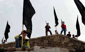 Τρεις νεκροί σε συγκρούσεις μελών της Φατάχ και της Χαμάς στη Λωρίδα της Γάζας