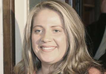 «Αδειασμα» της κυβέρνησης και αναδίπλωση Καλαντζή για την υποψηφιότητα Καραχασάν