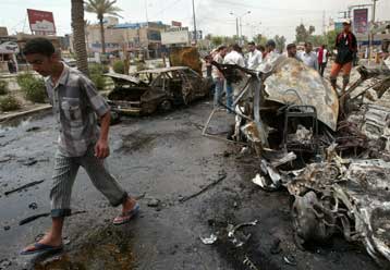 Αλλοι πέντε νεκροί από έκρηξη παγιδευμένου αυτοκινήτου στη Βαγδάτη