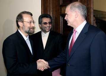 «Όχι σε ένα νέο Ιράκ», λέει το ΠΑΣΟΚ για την κρίση με το Ιράν