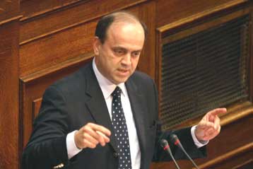 Κυβερνητικές διαβεβαιώσεις για δίκαιο και χωρίς αιφνιδιασμούς ασφαλιστικό σύστημα