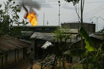 Ακόμα τρεις ξένοι, υπάλληλοι ιταλικής πετρελαϊκής εταιρείας, απήχθησαν στη Νιγηρία