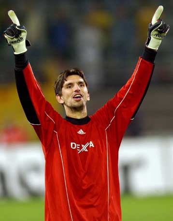 Ο Ολυμπιακός ανακοίνωσε Ντομί, στην Αθήνα βρίσκεται ο Μπούτινα