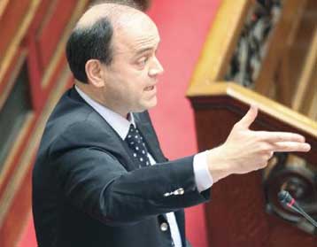 Επεκτείνεται και σε άλλους νομούς της χώρας η ρύθμιση για τους απολυμένους της Νάουσας