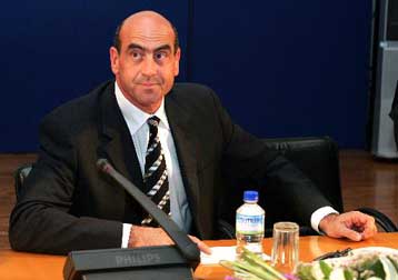 Κυβερνητική κάλυψη σε Βουλγαράκη για την υπόθεση των απαγωγών Πακιστανών