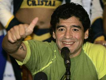 Ο Μαραντόνα θα ξεκινήσει τη φιέστα του Ολυμπιακού