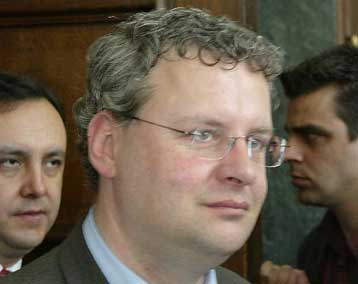 Αντιδράσεις για την υπογραφή Ιλχάν σε κείμενο περί «τουρκικής» μειονότητας