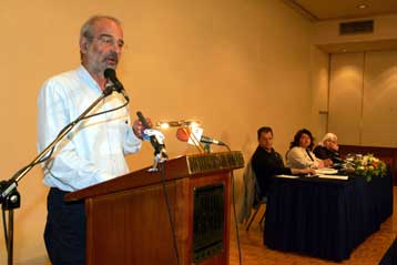 Επίθεση κατά του κοινωνικού κράτους θεωρεί ο ΣΥΝ τη συνταγματική αναθεώρηση