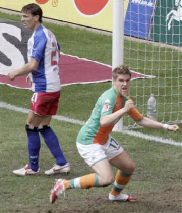 Την δεύτερη θέση πήρε η Βέρντερ με ισοπαλία του Αμβούργου