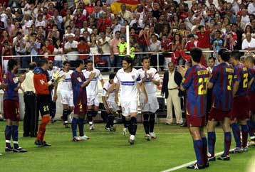 Η Εσπανιόλ υποβίβασε την Αλαβές-Αγωνία μετά το 3-2 της Σεβίλης επί της Μπάρτσα