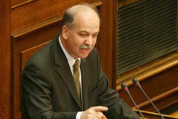 Δεν έχω προσωπική αντιπαράθεση με κανέναν, δηλώνει ο Γ.Φλωρίδης