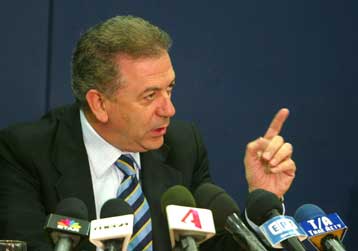 Λουκέτο στις περισσότερες Υγειονομικές Περιφέρειες βάζει ο Δ.Αβραμόπουλος