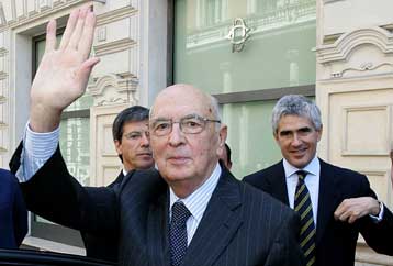 Ορκωμοσία προέδρου στην Ιταλία, έως την Τετάρτη η κυβέρνηση Πρόντι