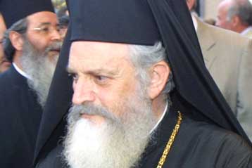 Αναβλήθηκε για την Τρίτη η δίκη του μητροπολίτη πρώην Αττικής Παντελεήμονα