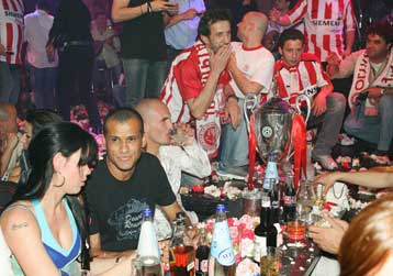 Αναβρασμός στον Ολυμπιακό μετά τη φιέστα και το γλέντι