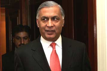 Είμαστε πεπεισμένοι ότι θα αποδοθεί δικαιοσύνη, δηλώνει ο πρωθυπουργός του Πακιστάν