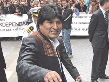Μετά τις εθνικοποιήσεις, ώρα αγροτικής μεταρρύθμισης από τον πρόεδρο της Βολιβίας