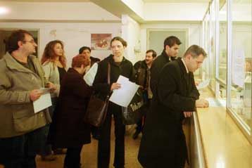 Την ηλεκτρονική υποβολή της φορολογικής τους δήλωσης προτίμησαν φέτος οι Έλληνες