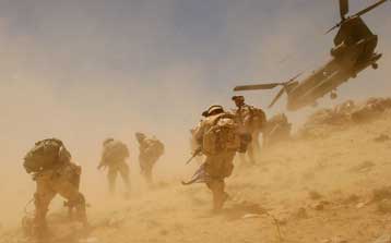 Πάνω από 100 νεκροί στις σφοδρότερες συγκρούσεις στο Αφγανιστάν από το 2001