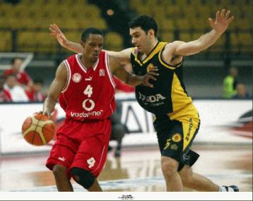 Το Μαρούσι νίκησε 70-65 τον Ολυμπιακό και ισοφάρισε σε 1-1 νίκες